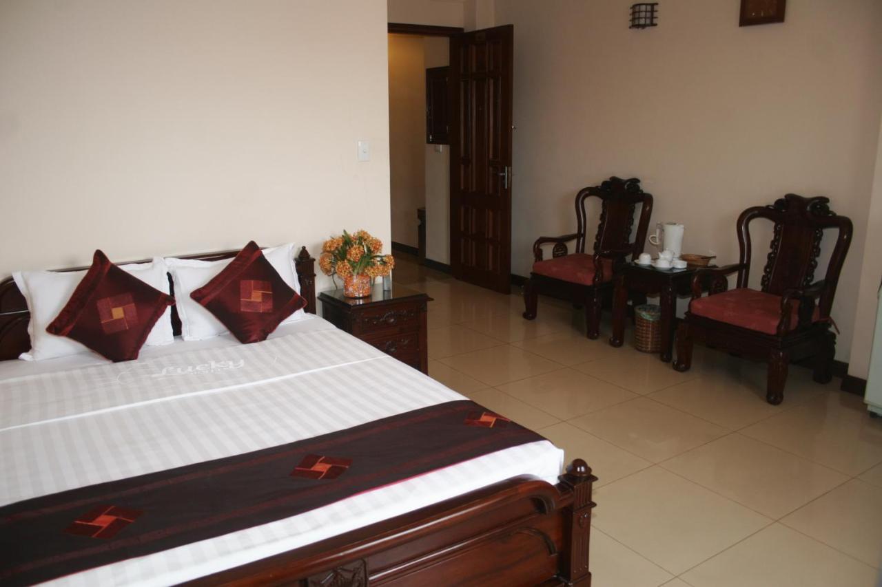 Lucky 2 Hotel & Travel — Photos 1